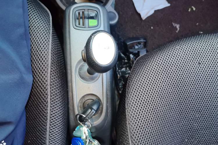 Used smart fortwo 2012 1.0 MHD Hardtop Standard Edition Gear Lever