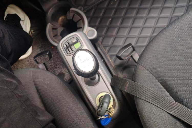 Used smart fortwo 2012 1.0 MHD Hardtop Standard Edition Gear Lever
