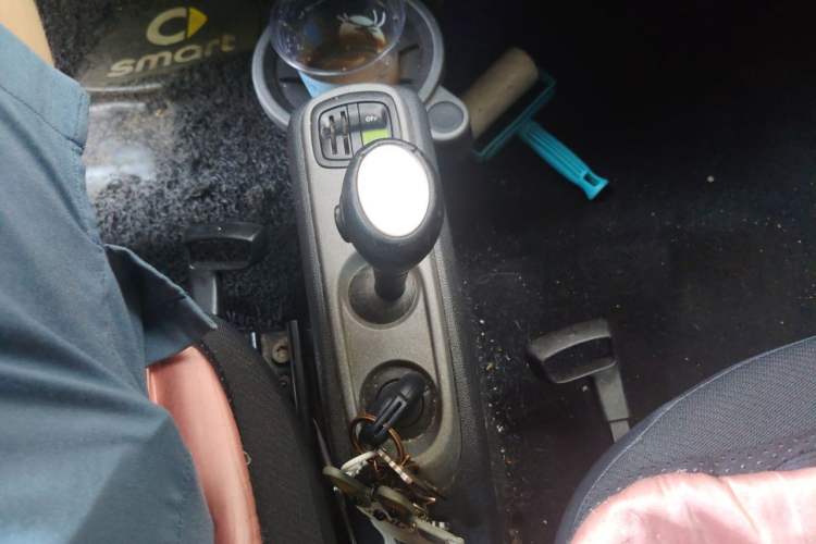 Used smart fortwo 2012 1.0 MHD Hardtop Standard Edition Gear Lever