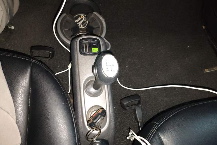 Used smart fortwo 2012 1.0 MHD Hardtop Standard Edition Gear Lever