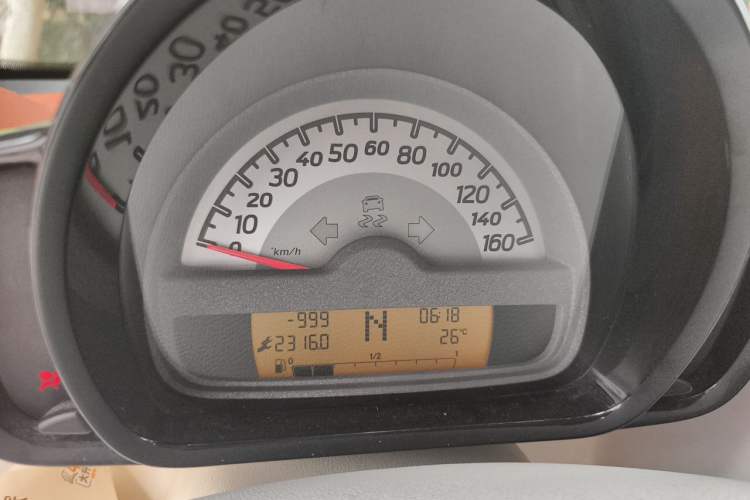 Used smart fortwo 2012 1.0 MHD Hardtop Standard Edition Instrument Cluster