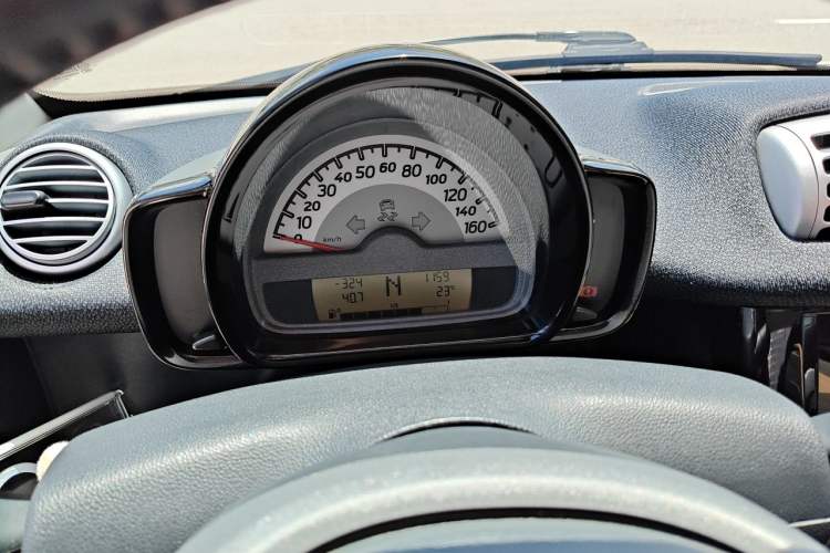 Used smart fortwo 2012 1.0 MHD Hardtop Comfort Edition Instrument Cluster