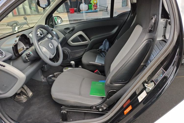Used smart fortwo 2012 1.0 MHD Hardtop Standard Edition Left Front Seat