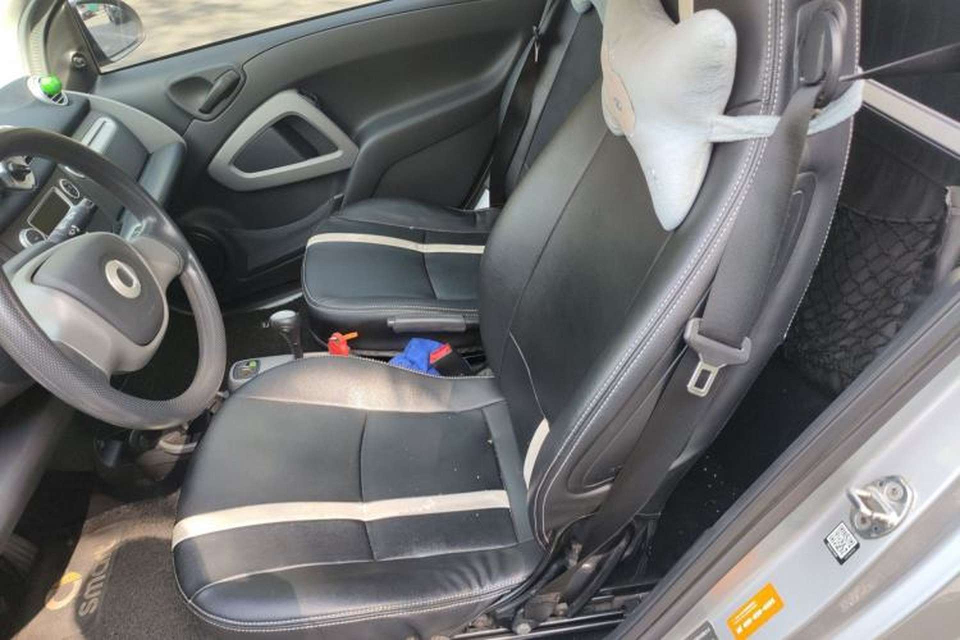 Used smart fortwo 2012 1.0 MHD Hardtop Comfort Edition Left Front Seat