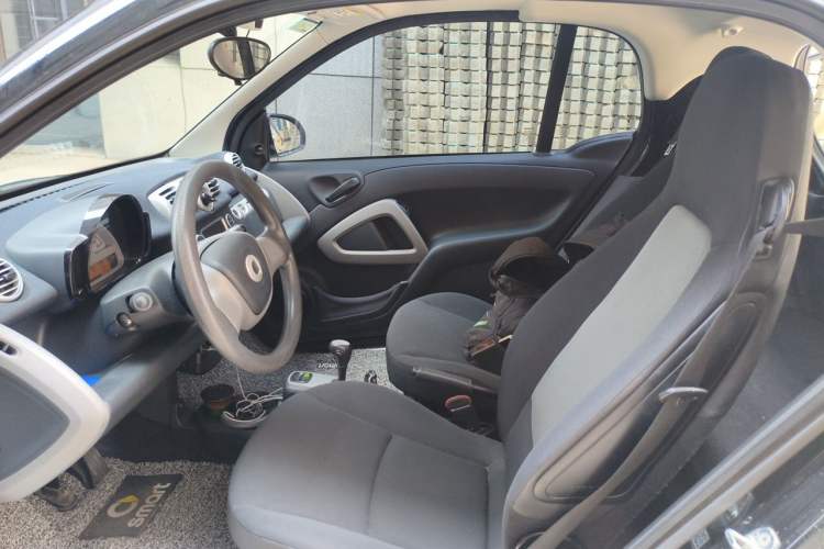 Used smart fortwo 2012 1.0 MHD Hardtop Standard Edition Left Front Seat