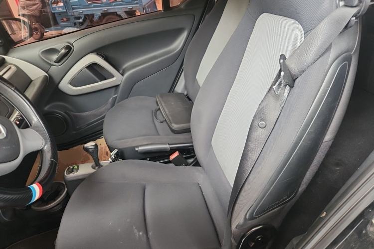 Used smart fortwo 2012 1.0 MHD Hardtop Standard Edition Left Front Seat
