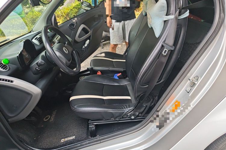 Used smart fortwo 2012 1.0 MHD Hardtop Standard Edition Left Front Seat