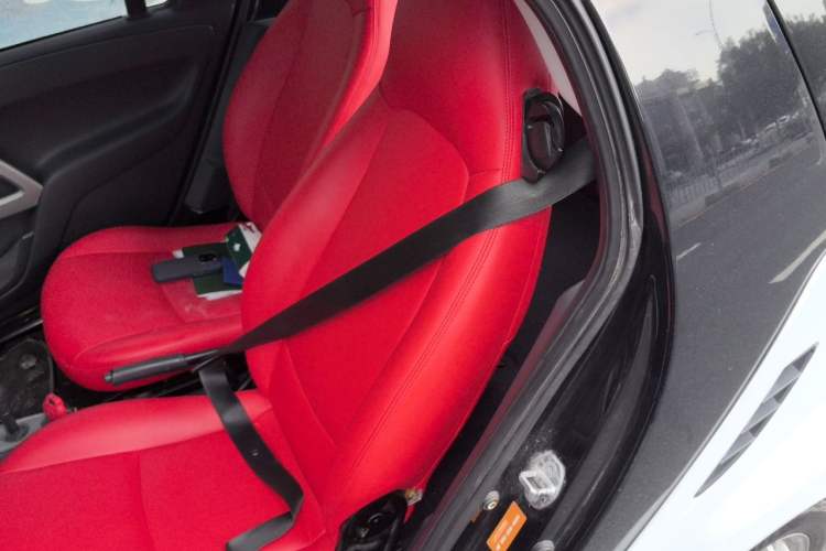 Used smart fortwo 2012 1.0 MHD Hardtop Standard Edition Left Rear Seat