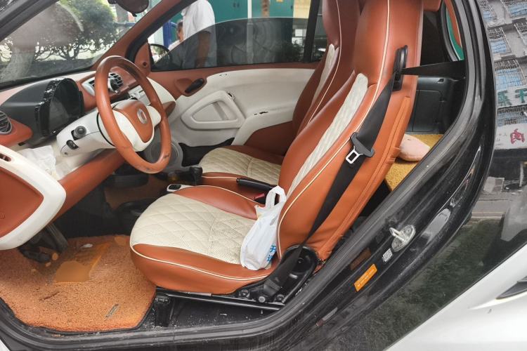 Used smart fortwo 2012 1.0 MHD Hardtop Standard Edition Left Rear Seat