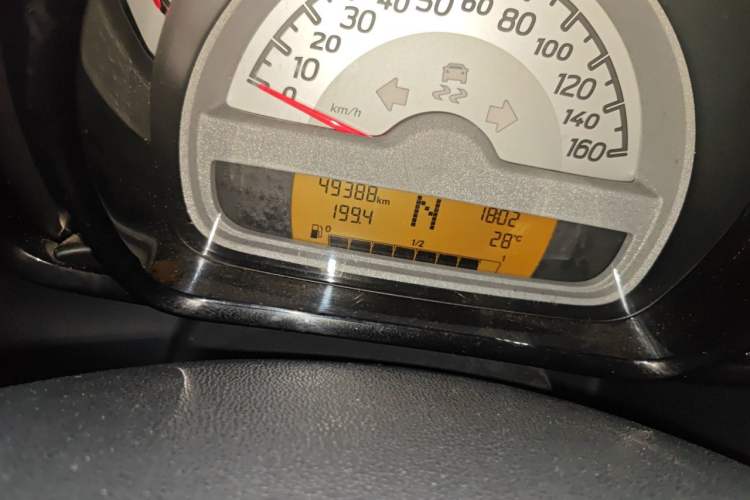 Used smart fortwo 2012 1.0 MHD Hardtop Passion Edition Odometer Close Up