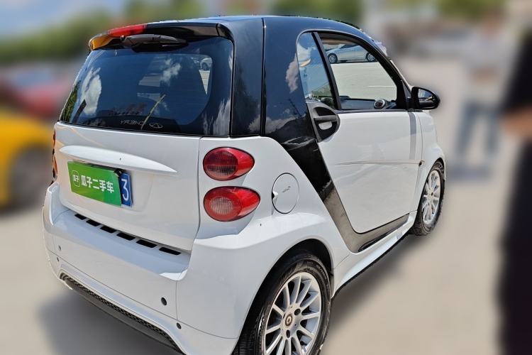 Used smart fortwo 2012 1.0 MHD Hardtop Comfort Edition Rear Right 45 Deg