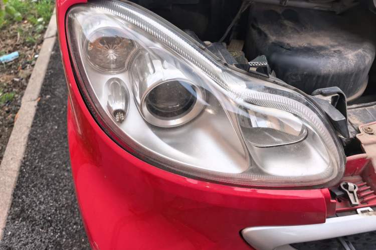 Used smart fortwo 2012 1.0 MHD Hardtop Comfort Edition Right Front Headlight