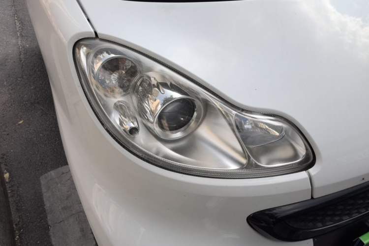 Used smart fortwo 2012 1.0 MHD Hardtop Standard Edition Right Front Headlight