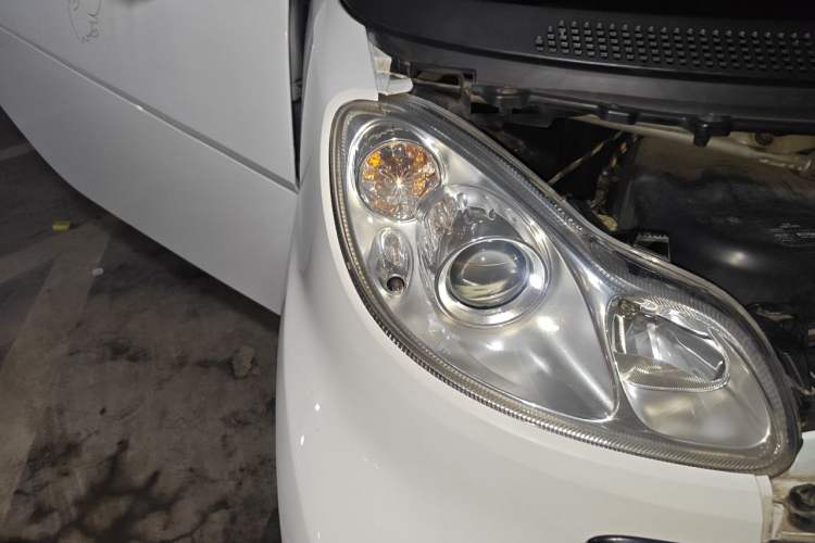 Used smart fortwo 2012 1.0 MHD Hardtop Standard Edition Right Front Headlight