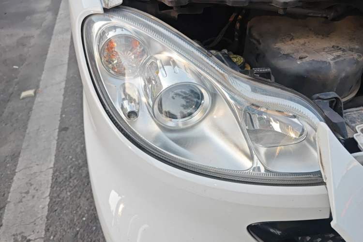 Used smart fortwo 2012 1.0 MHD Hardtop Standard Edition Right Front Headlight