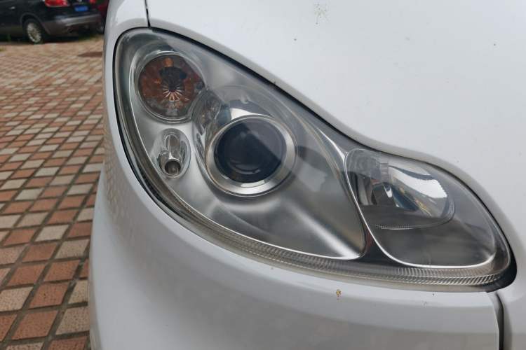 Used smart fortwo 2012 1.0 MHD Hardtop Standard Edition Right Front Headlight