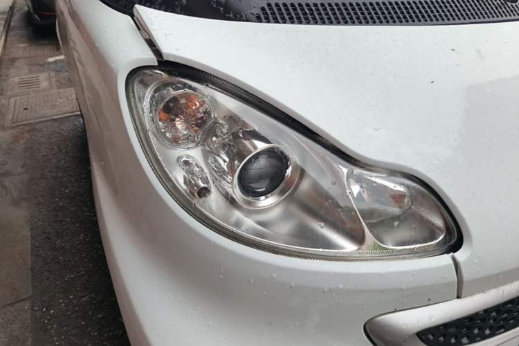 Used smart fortwo 2012 1.0 MHD Hardtop Comfort Edition Right Front Headlight