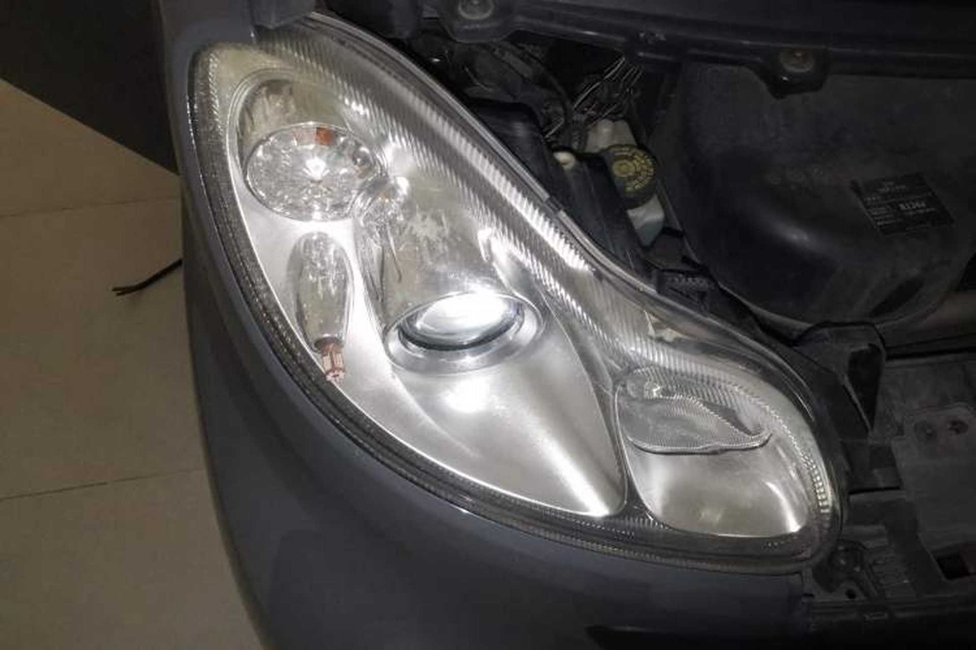 Used smart fortwo 2012 1.0 MHD Hardtop Standard Edition Right Front Headlight