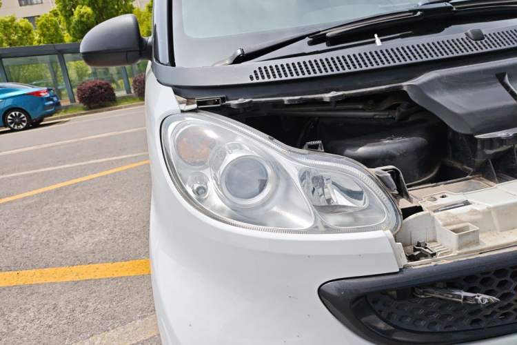 Used smart fortwo 2012 1.0 MHD Hardtop Standard Edition Right Front Headlight