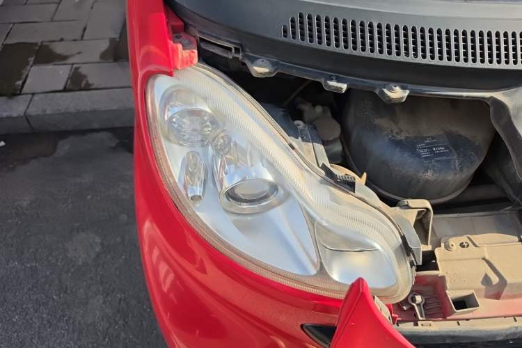 Used smart fortwo 2012 1.0 MHD Hardtop Standard Edition Right Front Headlight