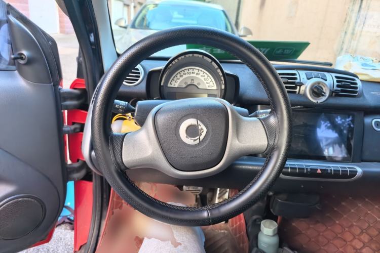 Used smart fortwo 2012 1.0 MHD Hardtop Comfort Edition Steering Wheel