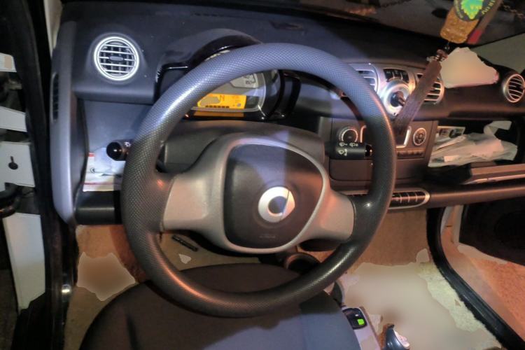 Used smart fortwo 2012 1.0 MHD Hardtop Comfort Edition Steering Wheel