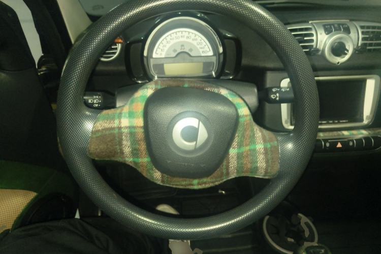 Used smart fortwo 2012 1.0 MHD Hardtop Comfort Edition Steering Wheel
