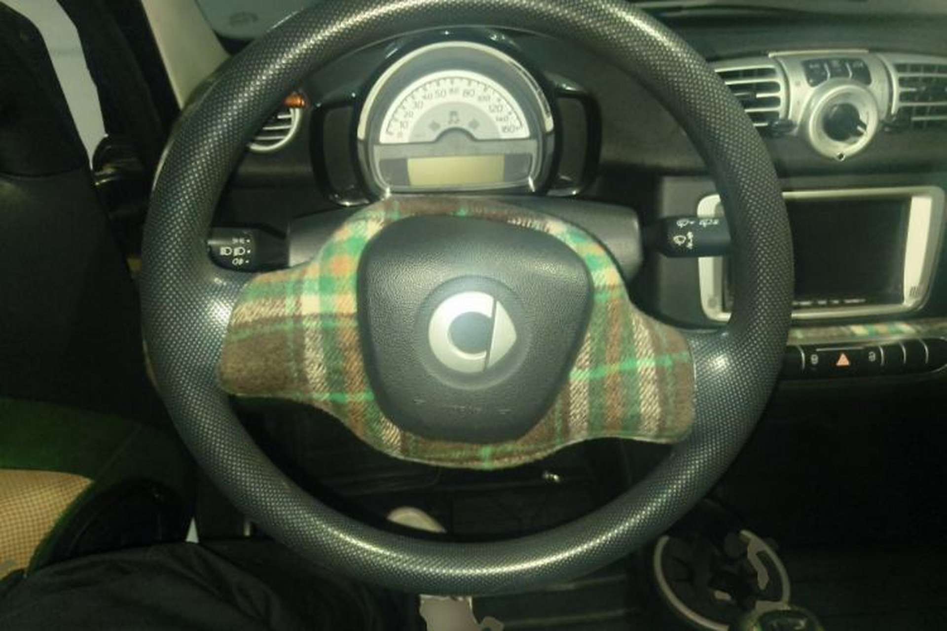 Used smart fortwo 2012 1.0 MHD Hardtop Comfort Edition Steering Wheel