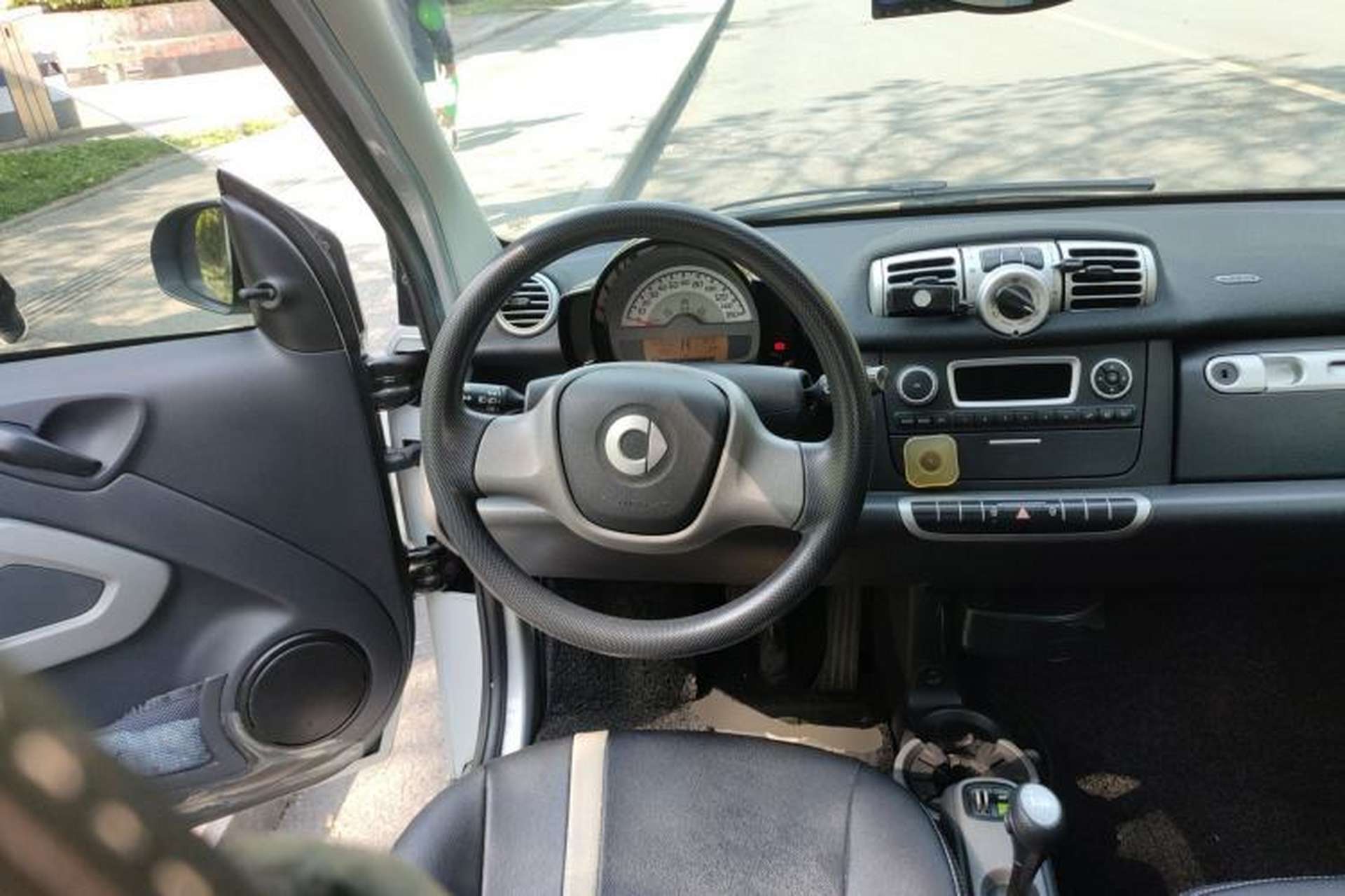 Used smart fortwo 2012 1.0 MHD Hardtop Comfort Edition Steering Wheel