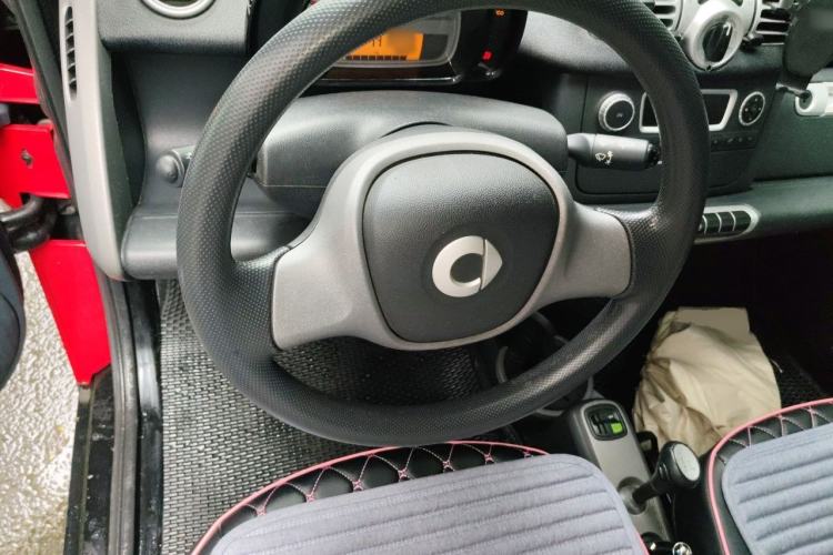 Used smart fortwo 2012 1.0 MHD Hardtop Standard Edition Steering Wheel