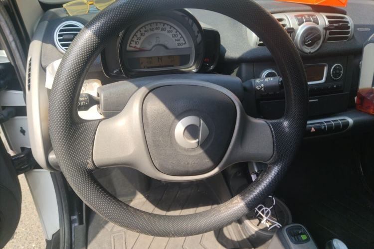 Used smart fortwo 2012 1.0 MHD Hardtop Standard Edition Steering Wheel