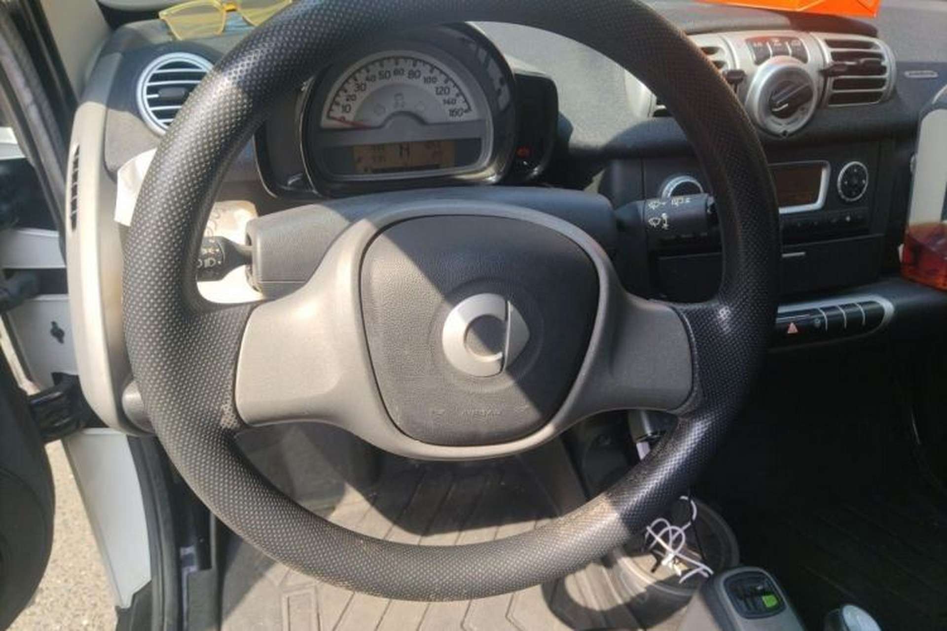 Used smart fortwo 2012 1.0 MHD Hardtop Standard Edition Steering Wheel
