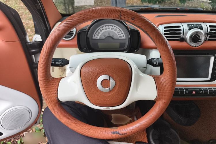 Used smart fortwo 2012 1.0 MHD Hardtop Standard Edition Steering Wheel