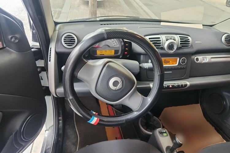 Used smart fortwo 2012 1.0 MHD Hardtop Standard Edition Steering Wheel