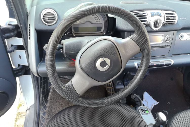 Used smart fortwo 2012 1.0 MHD Hardtop Standard Edition Steering Wheel