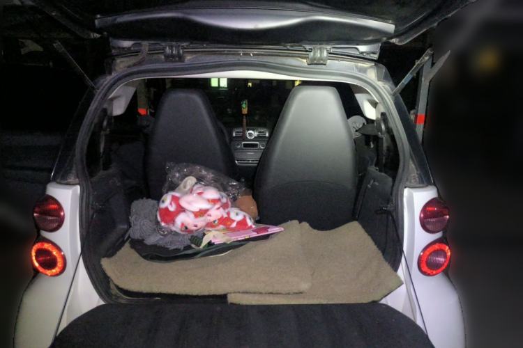 Used smart fortwo 2012 1.0 MHD Hardtop Comfort Edition Trunk