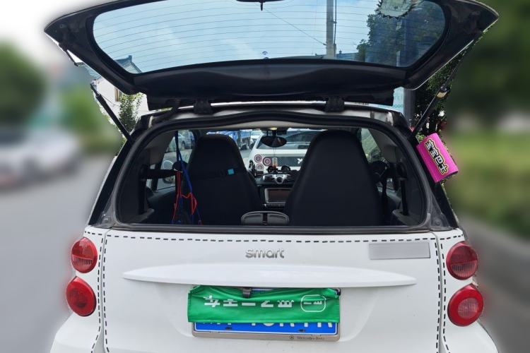 Used smart fortwo 2012 1.0T Hardtop Passion Edition Trunk
