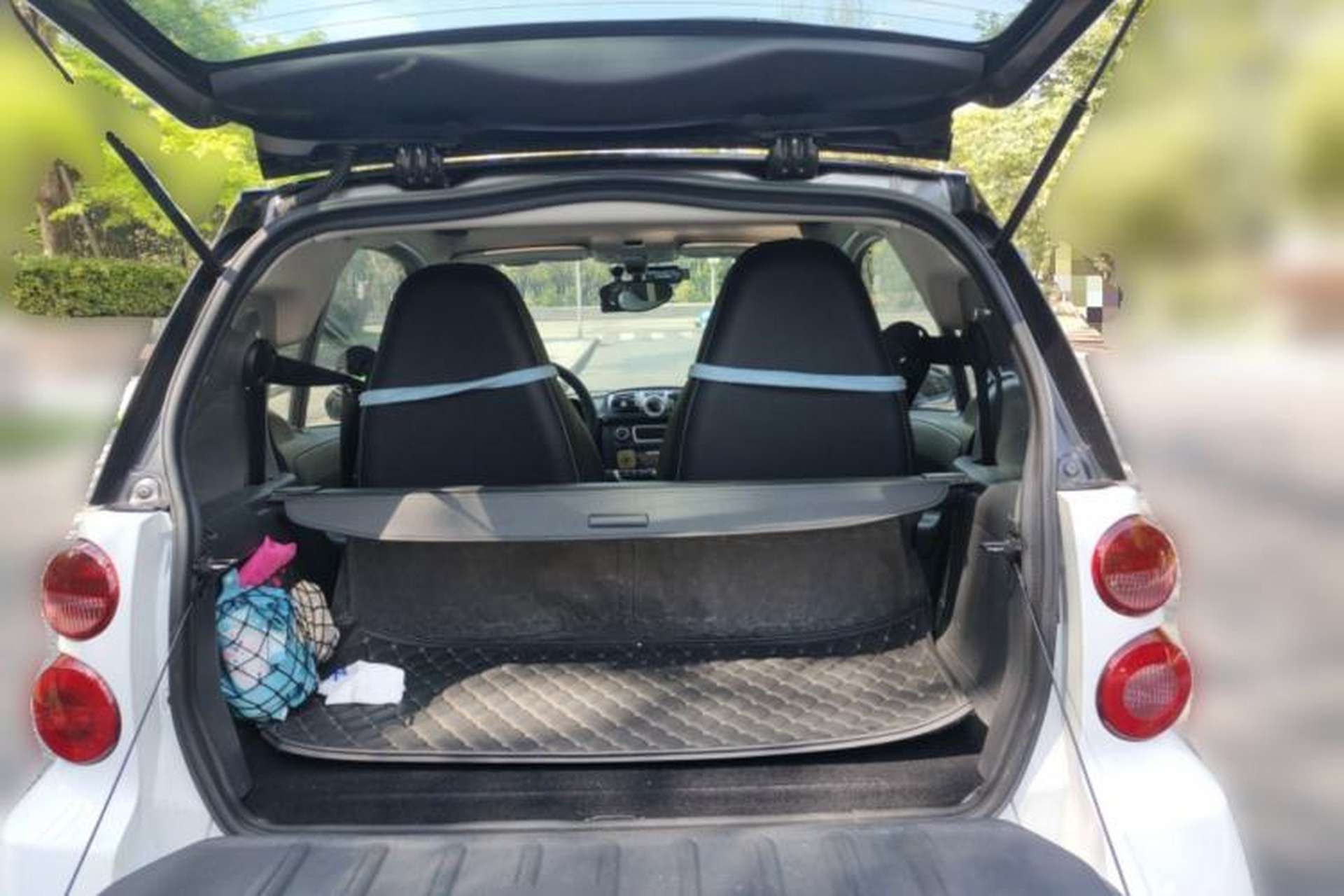 Used smart fortwo 2012 1.0 MHD Hardtop Comfort Edition Trunk