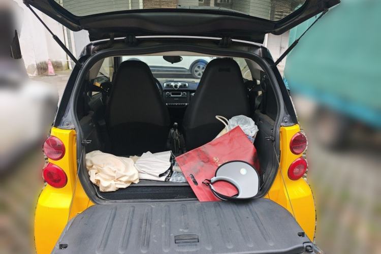 Used smart fortwo 2012 1.0 MHD Hardtop Standard Edition Trunk
