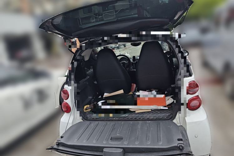 Used smart fortwo 2012 1.0 MHD Hardtop Comfort Edition Trunk