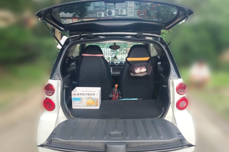 Used smart fortwo 2012 1.0 MHD Hardtop Comfort Edition Trunk