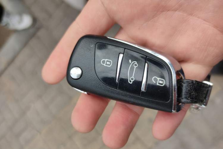 Used smart fortwo 2012 1.0 MHD Hardtop Comfort Edition Vehicle Key