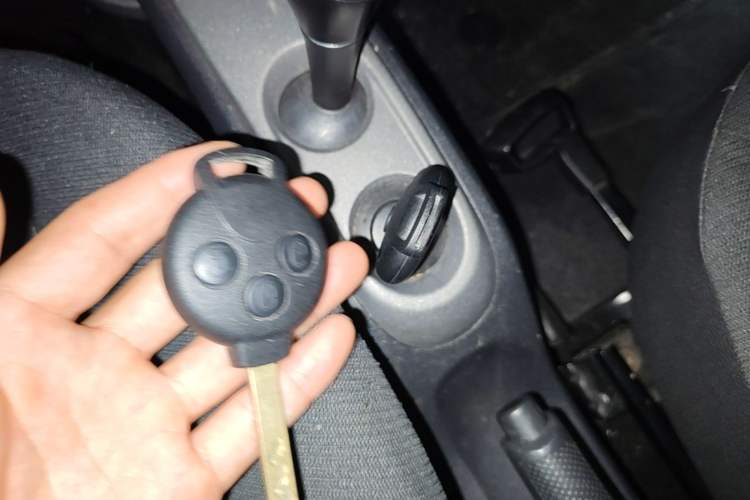 Used smart fortwo 2012 1.0 MHD Hardtop Standard Edition Vehicle Key