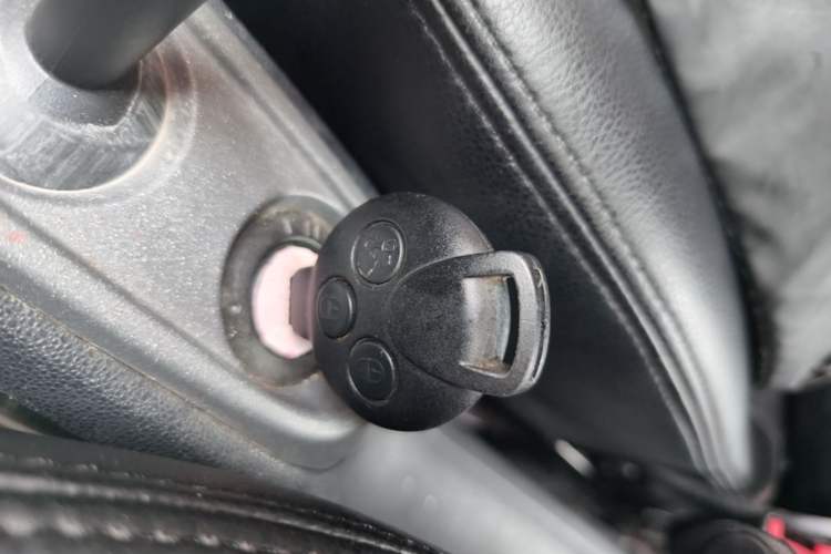 Used smart fortwo 2012 1.0 MHD Hardtop Comfort Edition Vehicle Key