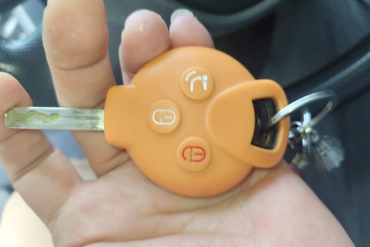 Used smart fortwo 2012 1.0 MHD Hardtop Comfort Edition Vehicle Key