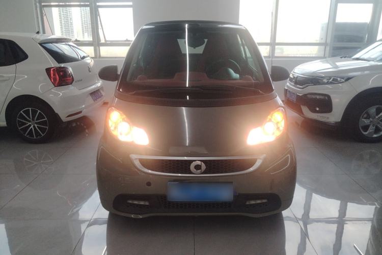 Used smart fortwo 2012 1.0 MHD Convertible Passion Edition Front
