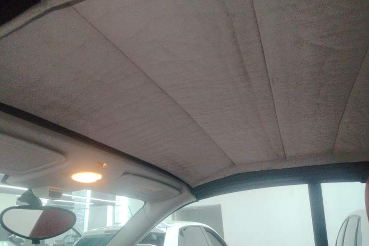 Used smart fortwo 2012 1.0 MHD Convertible Passion Edition Headliner