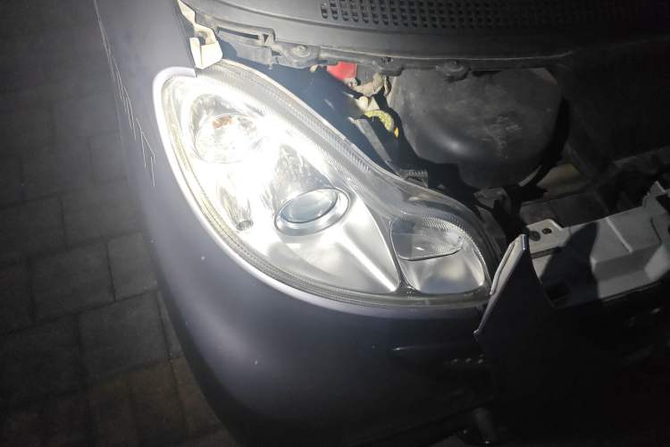 Used smart fortwo 2012 1.0 MHD Hardtop Standard Edition Right Front Headlight