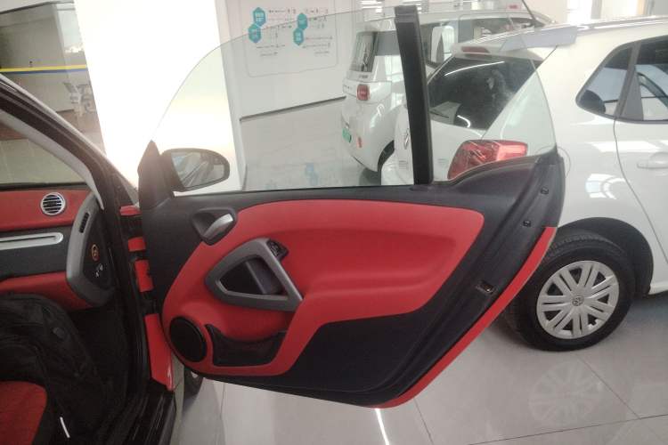 Used smart fortwo 2012 1.0 MHD Convertible Passion Edition Right Rear Door Interior