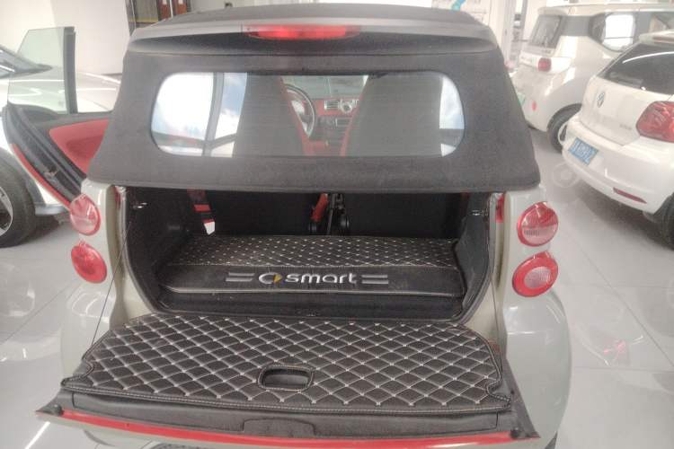 Used smart fortwo 2012 1.0 MHD Convertible Passion Edition Trunk